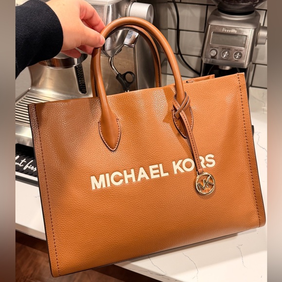 Michael Kors Mirella Medium Pebbled Leather Tote Bag - Picture 3 of 13